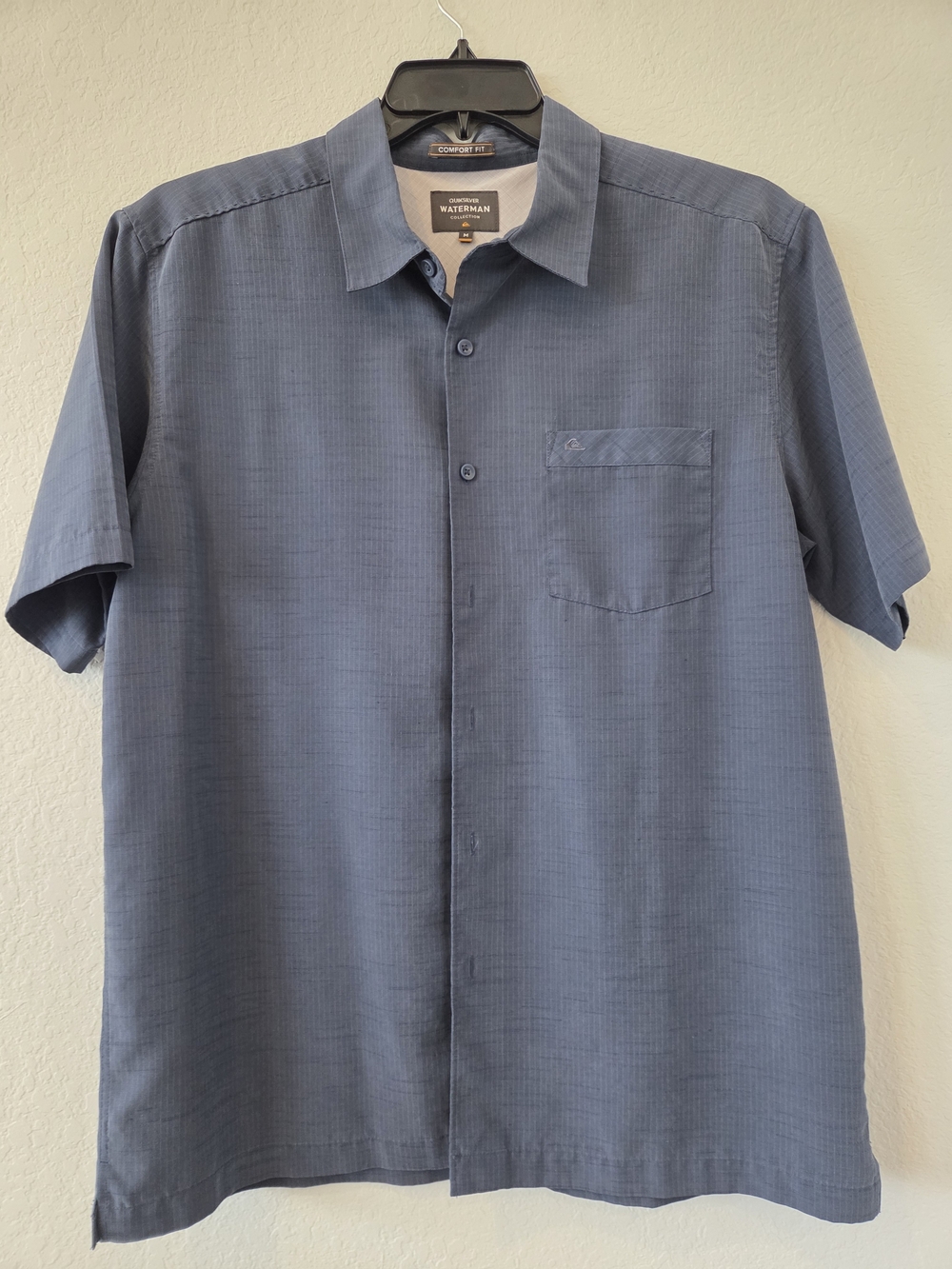 Quicksilver Waterman Collection Men's Centinela Premium Anti-Wrinkle Shirt M